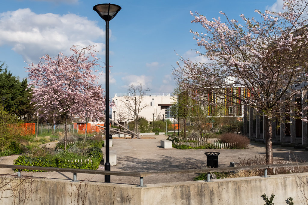 COVID, LE PRINTEMPS N'ATTEND PAS